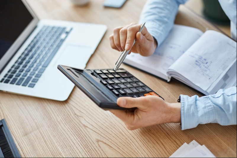A partir de 1º de abril, as notas fiscais de empresas que contam com algum tipo de incentivo não serão validadas. (Foto: Freepik)