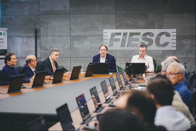 Plano para saneamento de SC é apresentado na FIESC