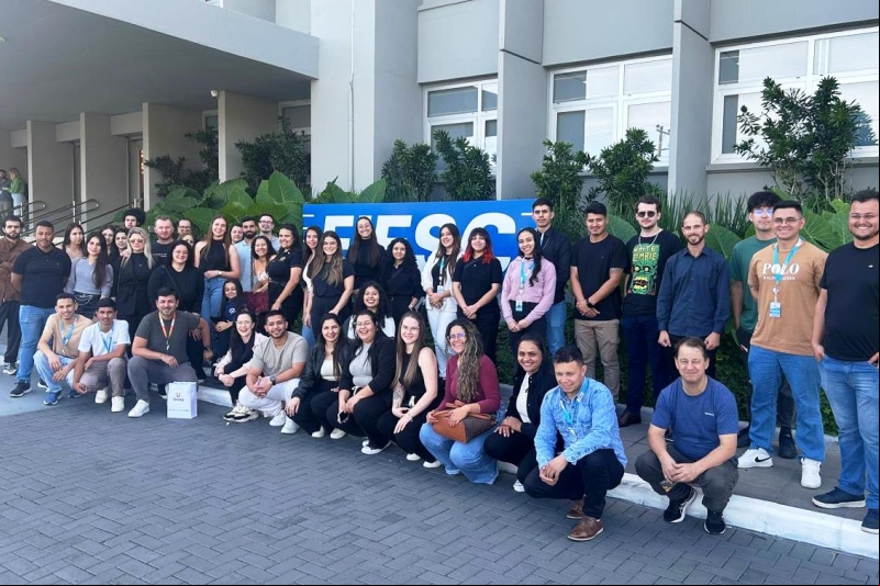 Estudantes de istração da UNIARP visitam sede da FIESC, em Florianópolis